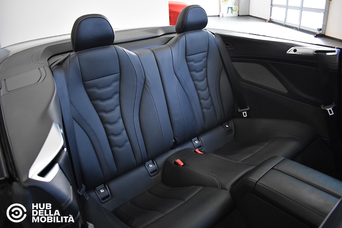 BMW M850i xDrive Cabrio